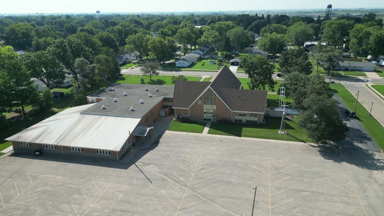 A wide view of the St. Paul campus.